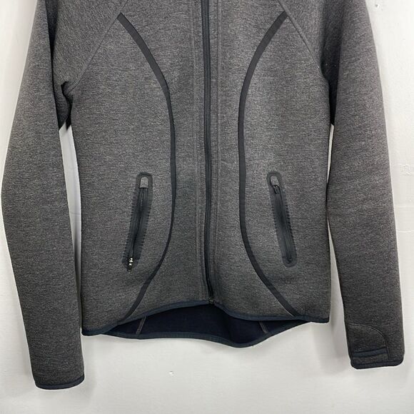 Athleta Fuse Hooded Scuba Gray Thumbhole
Zipper Pocket Zip Up Jacket Sz Small - Picture 4 of 13